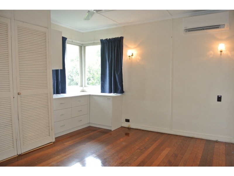 8 Dowrie Street, Upper Mount Gravatt QLD 4122