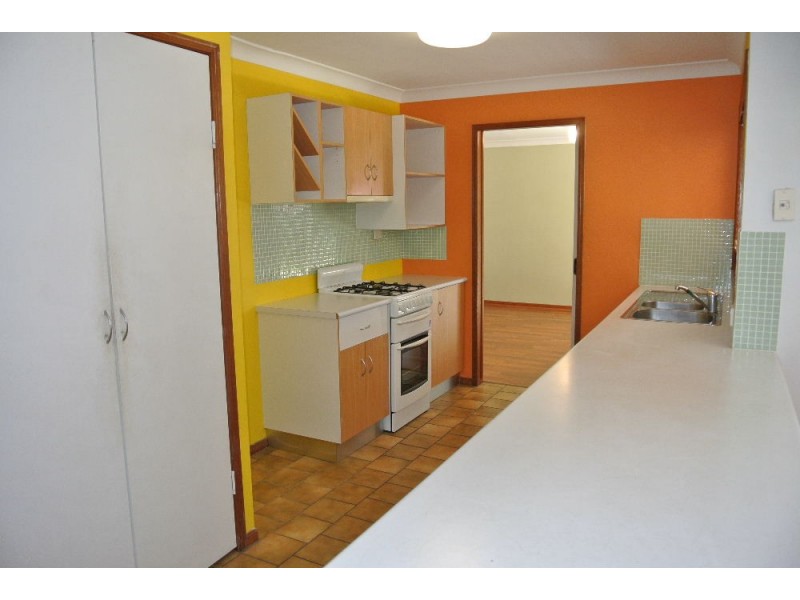 384 Winstanley St, Carindale QLD 4152