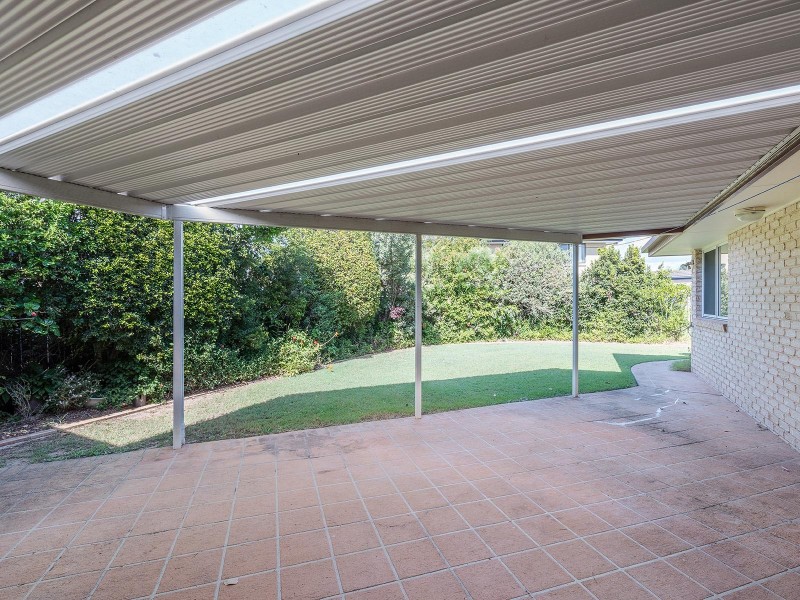 59 Oakley Street, Carindale QLD 4152