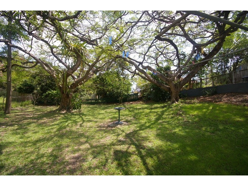 230 Chatsworth Road, Coorparoo QLD 4151