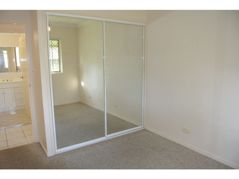 4/450 Old Cleveland Road, Camp Hill QLD 4152