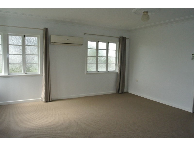 52 Arrol Street, Camp Hill QLD 4152