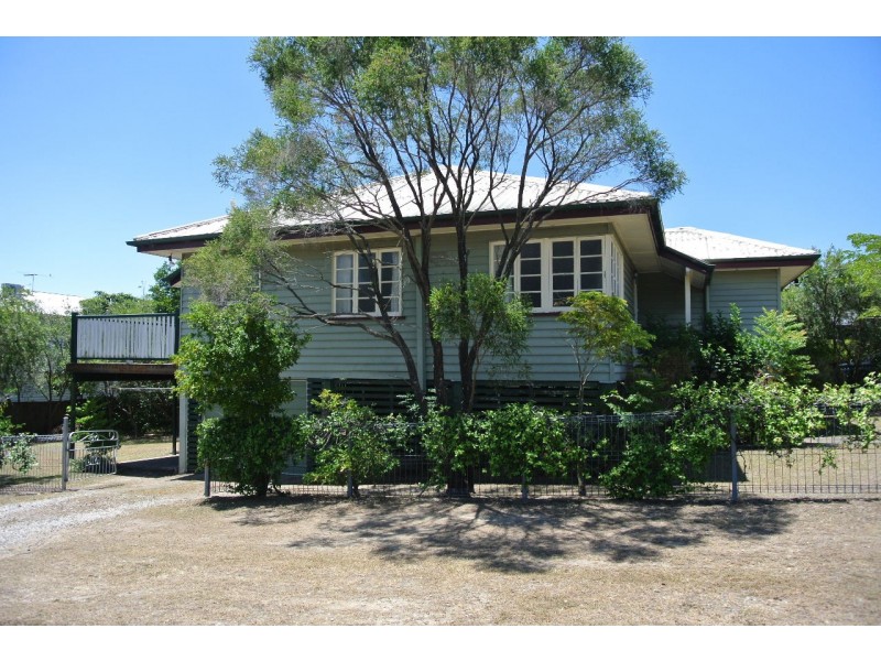 52 Arrol Street, Camp Hill QLD 4152