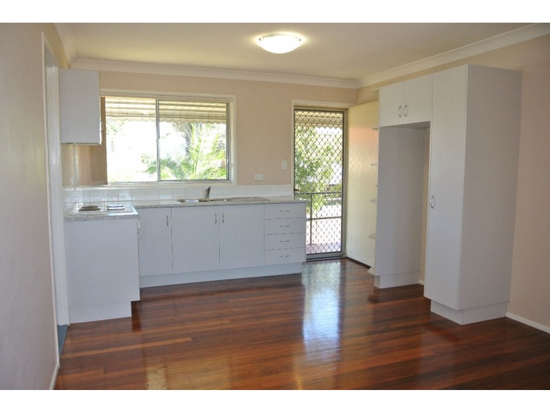 4/12 Robbies Avenue, Carina QLD 4152