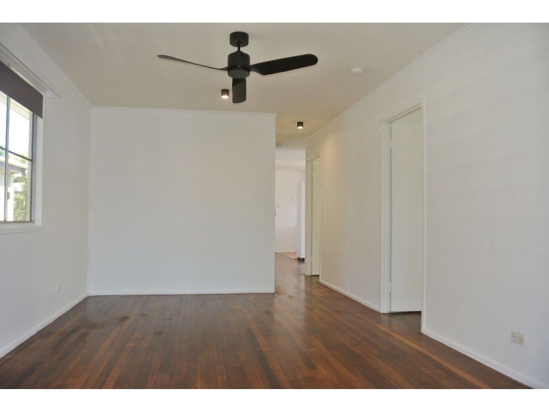 30 Wood Avenue, Carina QLD 4152