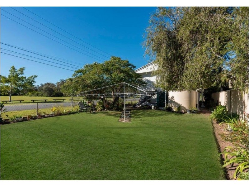 30 Wood Avenue, Carina QLD 4152