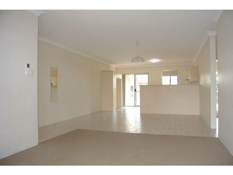 5/16 Dickenson Street, Carina QLD 4152