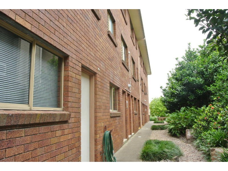 6/28 Dickenson Street, Carina QLD 4152