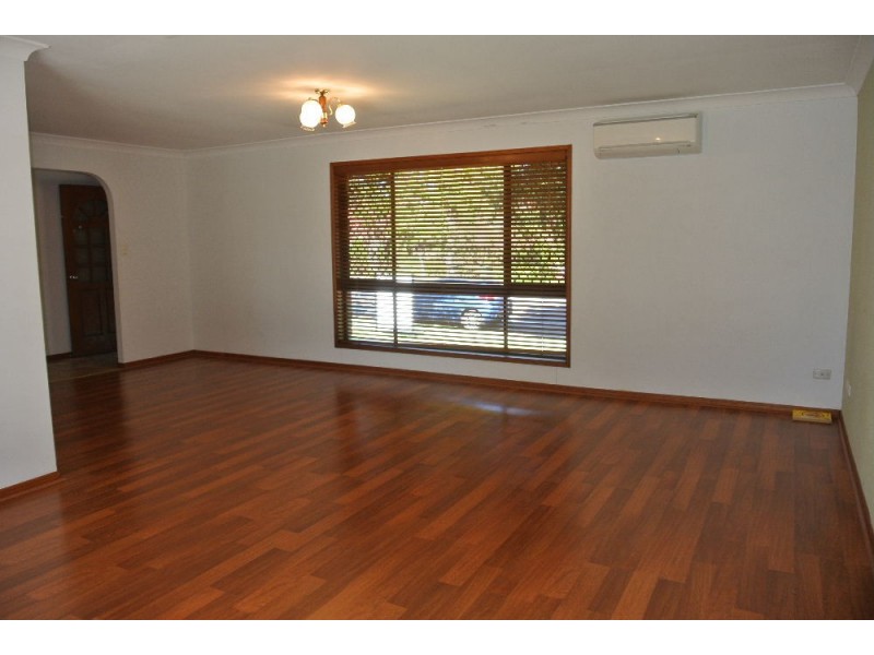 384 Winstanley Street, Carindale QLD 4152