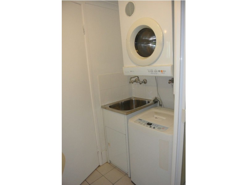 3/28 Norman Crescent, Norman Park QLD 4170