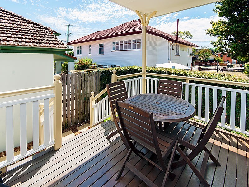 2/80 Derby Street, Coorparoo QLD 4151