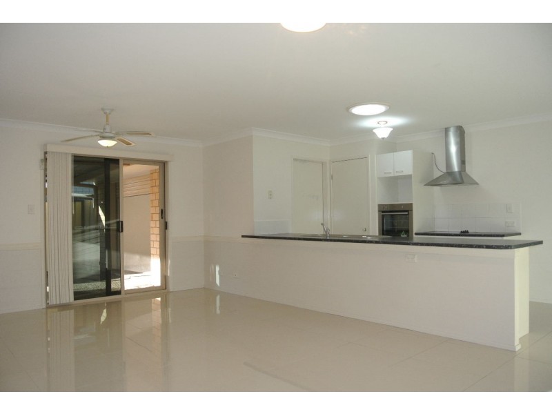 4 Templar Street, Wynnum West QLD 4178