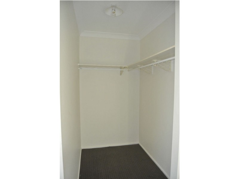 4 Templar Street, Wynnum West QLD 4178