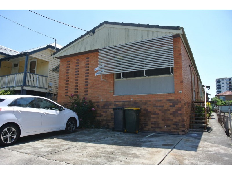 2/16 Wolseley Street, Woolloongabba QLD 4102