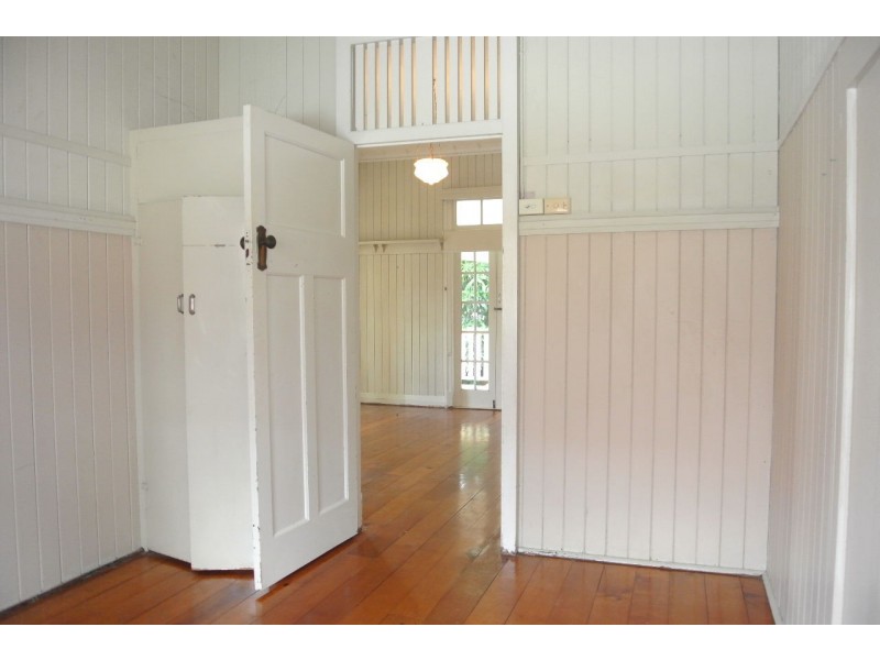 40 Brae Street, Coorparoo QLD 4151