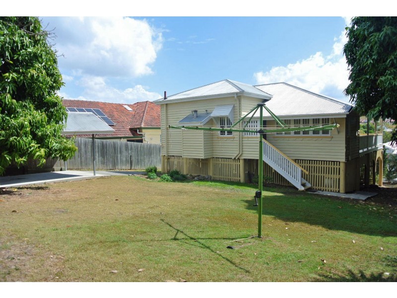 40 Brae Street, Coorparoo QLD 4151