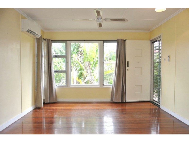 8 Dowrie Street, Upper Mount Gravatt QLD 4122