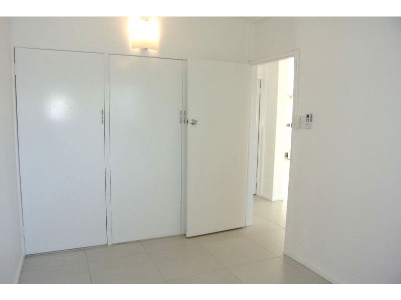 6/207 Cavendish Road, Coorparoo QLD 4151