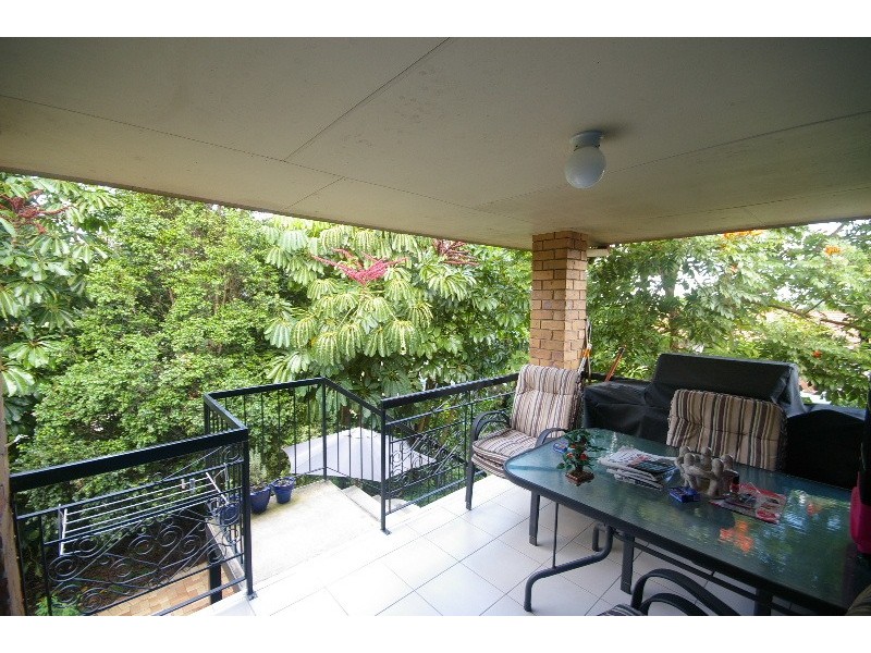 385 Pine Mountain Road, Mansfield QLD 4122