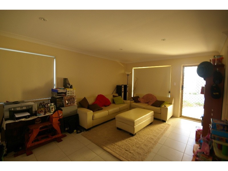 21/24 Tallis Street (21/10 Arenga Street), Wakerley QLD 4154