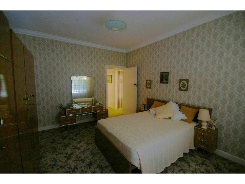 39 First Street, Camp Hill QLD 4152