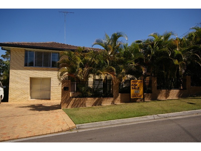 18 Colington Street, Mansfield QLD 4122