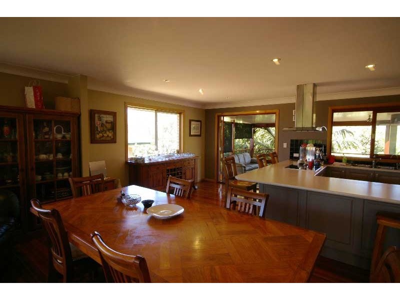 18 Colington Street, Mansfield QLD 4122