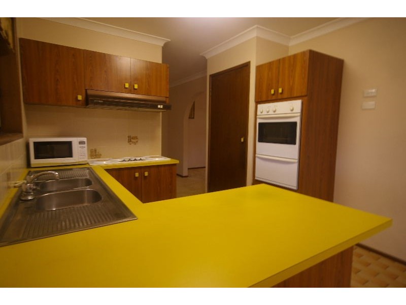 16 Strahan Street, Belmont QLD 4153