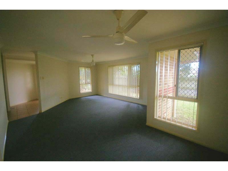 1 Trafalgar Court, Strathpine QLD 4500