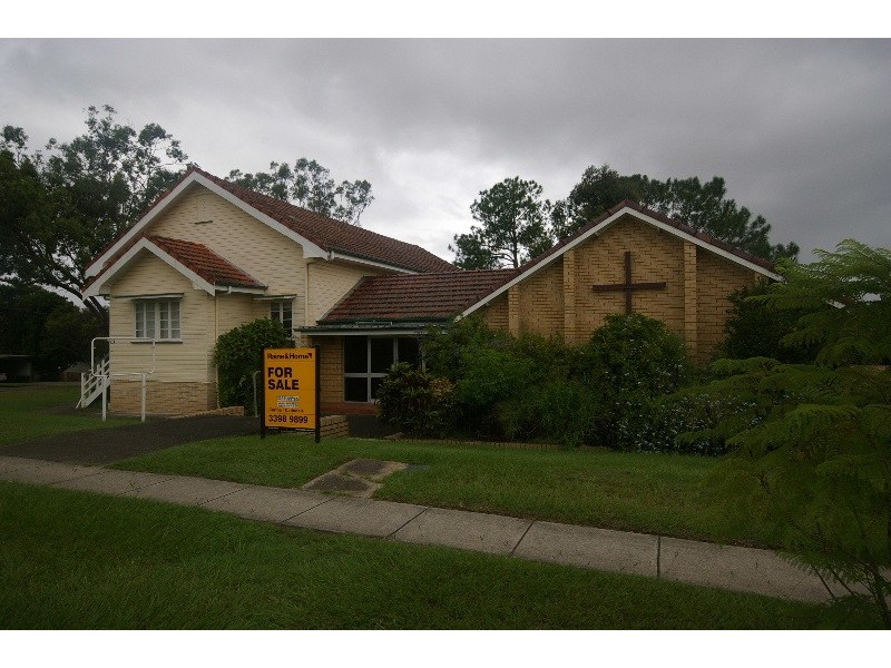 27 Florence Street, Carina QLD 4152