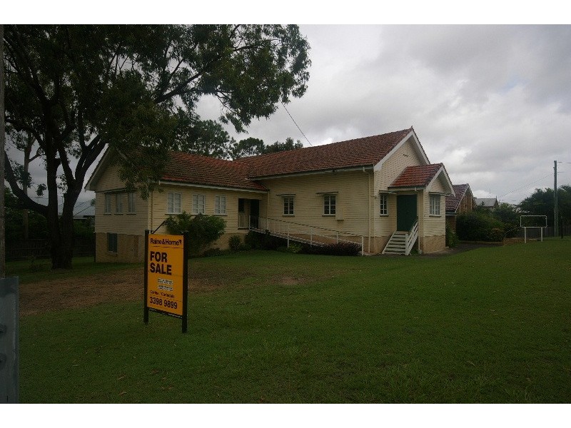 27 Florence Street, Carina QLD 4152