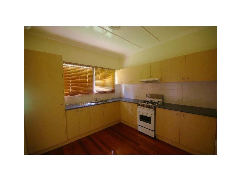 6 Servius Avenue, Seven Hills QLD 4170