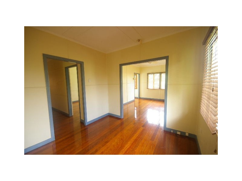 6 Servius Avenue, Seven Hills QLD 4170