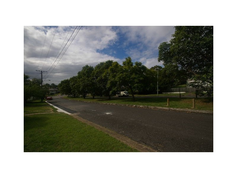 6 Servius Avenue, Seven Hills QLD 4170