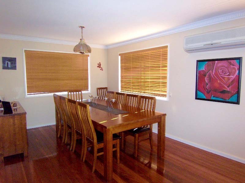 42 Tarana Street, Camp Hill QLD 4152