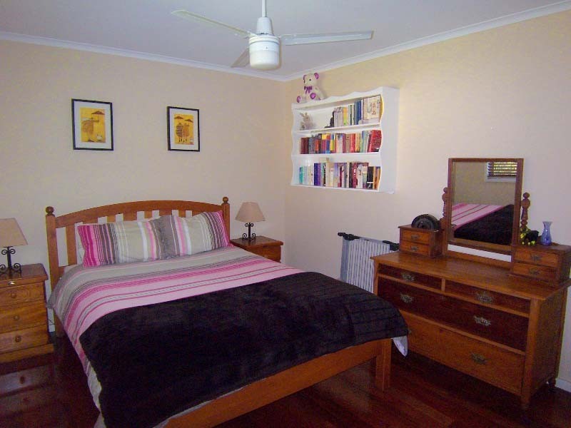 42 Tarana Street, Camp Hill QLD 4152