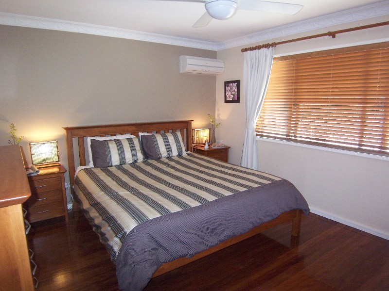 42 Tarana Street, Camp Hill QLD 4152