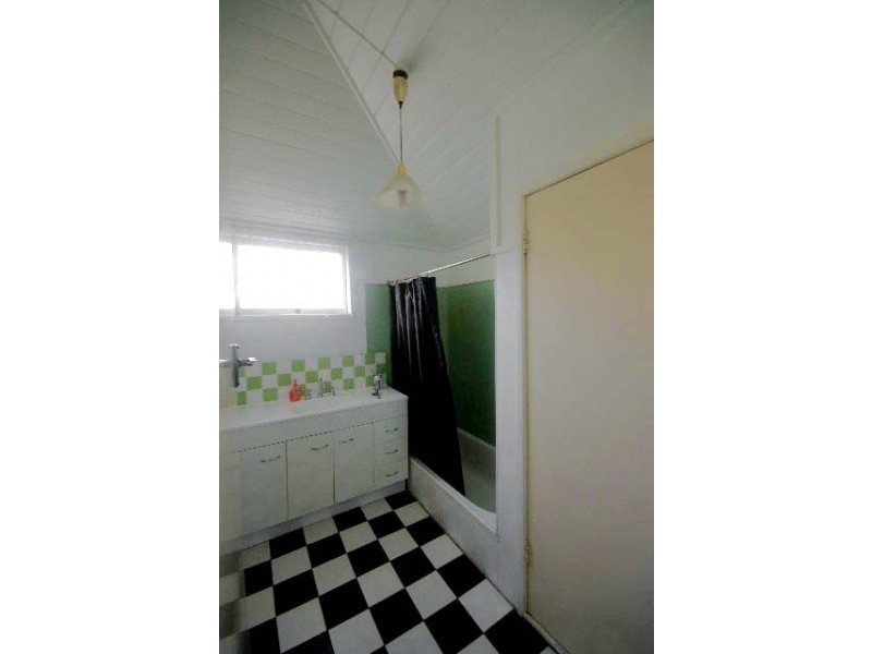 22 Bundah Street, Camp Hill QLD 4152