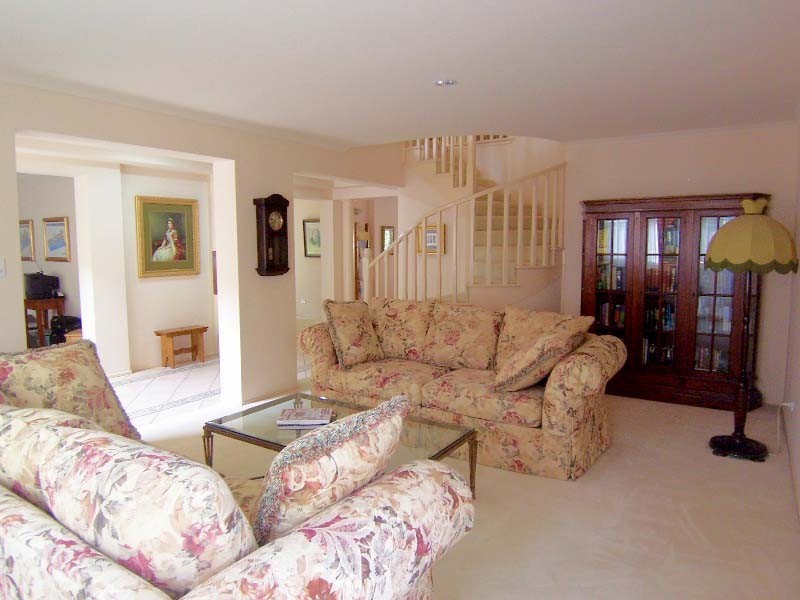 49 Ewer Street, Carindale QLD 4152