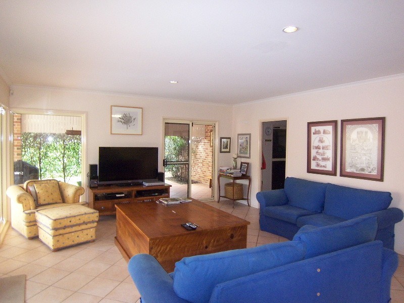 49 Ewer Street, Carindale QLD 4152