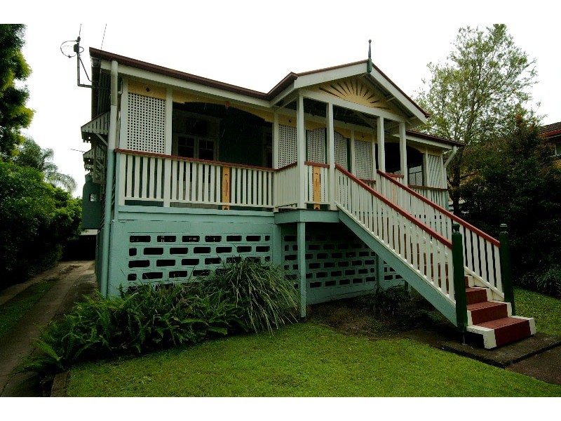 10 Deviney Street, Morningside QLD 4170