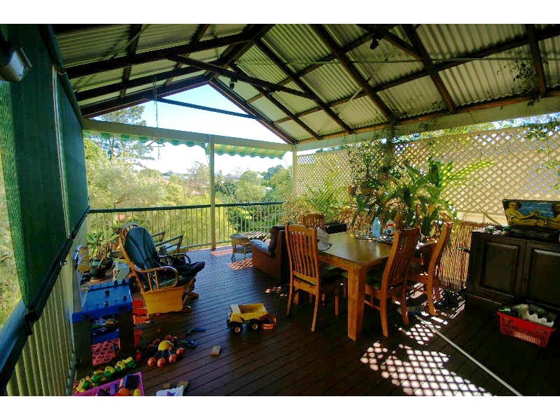 61 Heaslop Terrace, Annerley QLD 4103