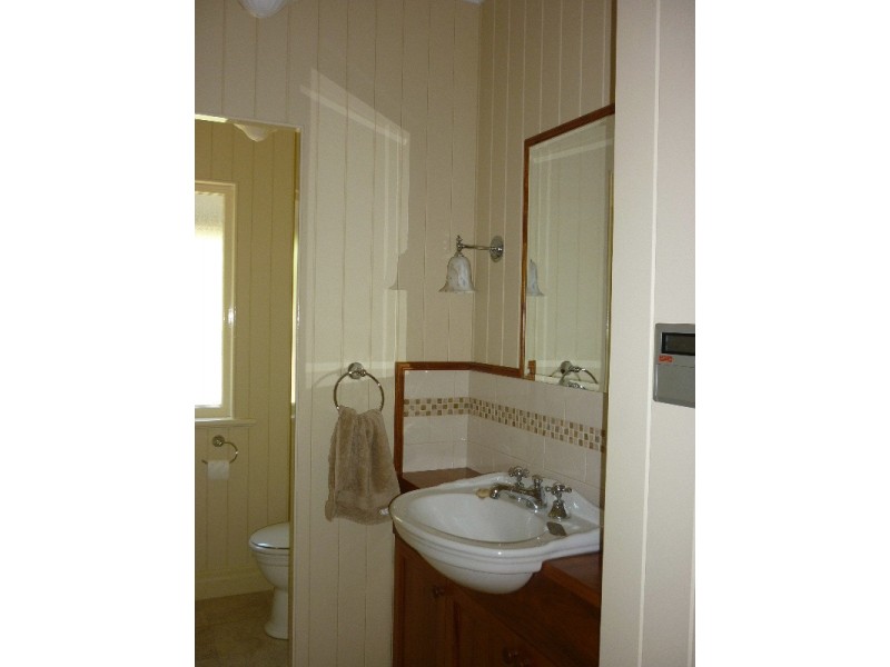 138 Abbotsleigh Street, Holland Park QLD 4121