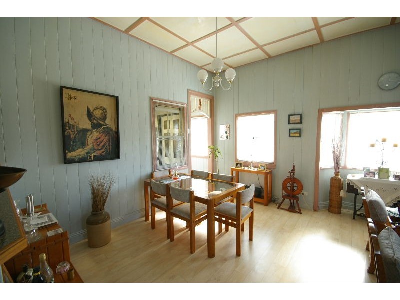 10 Mullens Street, Hawthorne QLD 4171