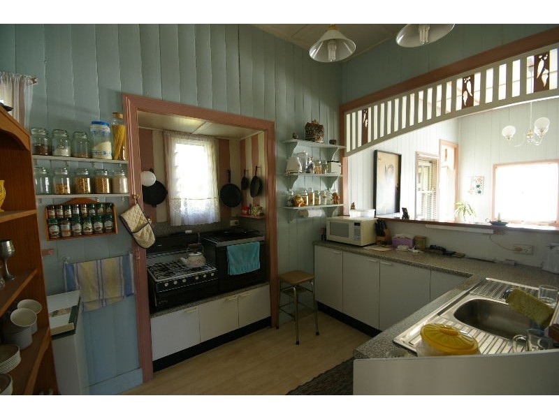 10 Mullens Street, Hawthorne QLD 4171