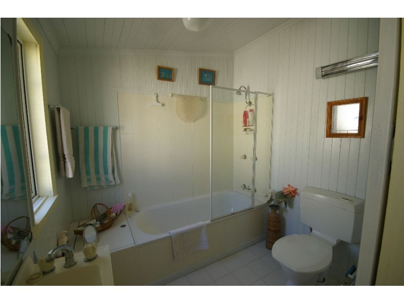 10 Mullens Street, Hawthorne QLD 4171