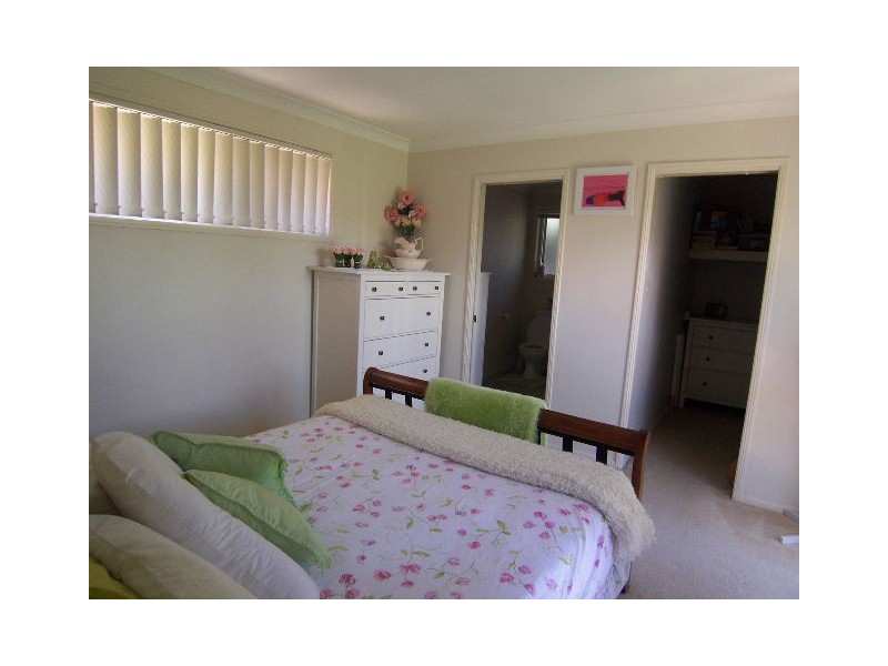 14 Shillington Place, Wishart QLD 4122