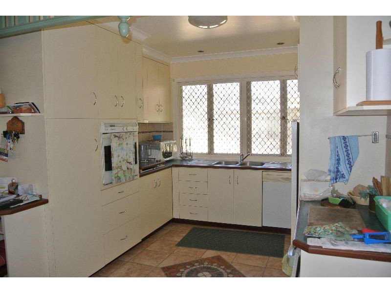 7 Renton St, Camp Hill QLD 4152