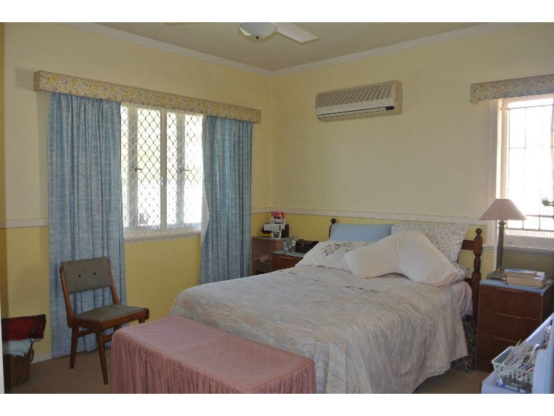 7 Renton St, Camp Hill QLD 4152