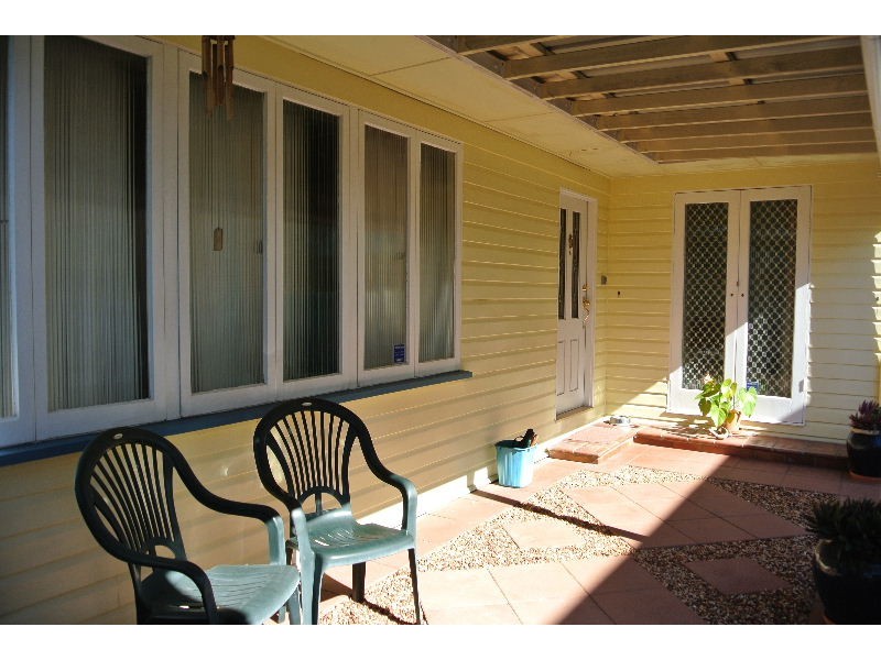 7 Renton St, Camp Hill QLD 4152